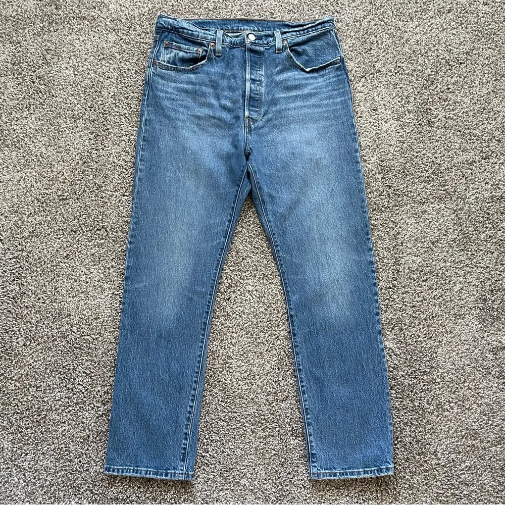 Levi's 501 Original Straight Leg Button Fly Stretch Jeans Medium Wash 32x30
